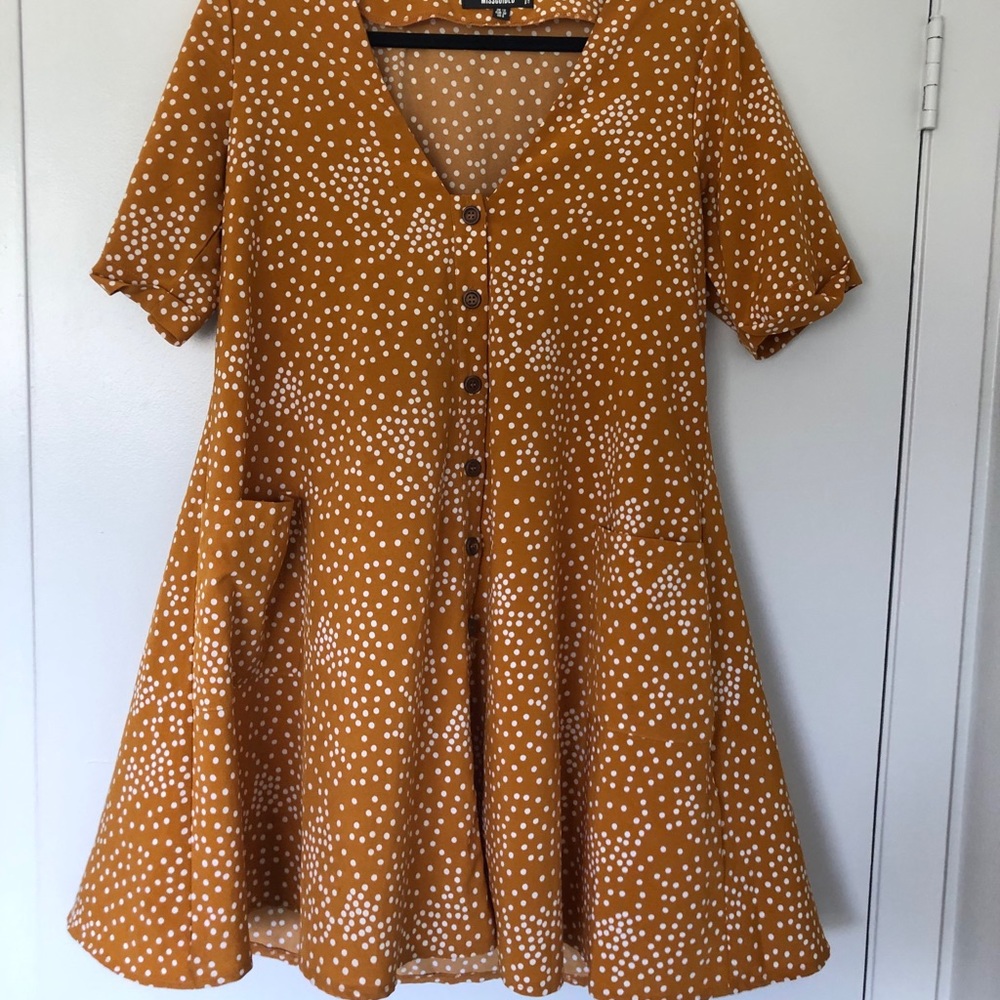 Missguided yellow polka dot dress - Picture 3 of 3
